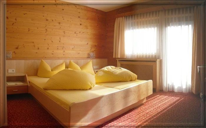 Pension Kristall Neustift im Stubaital Ngoại thất bức ảnh